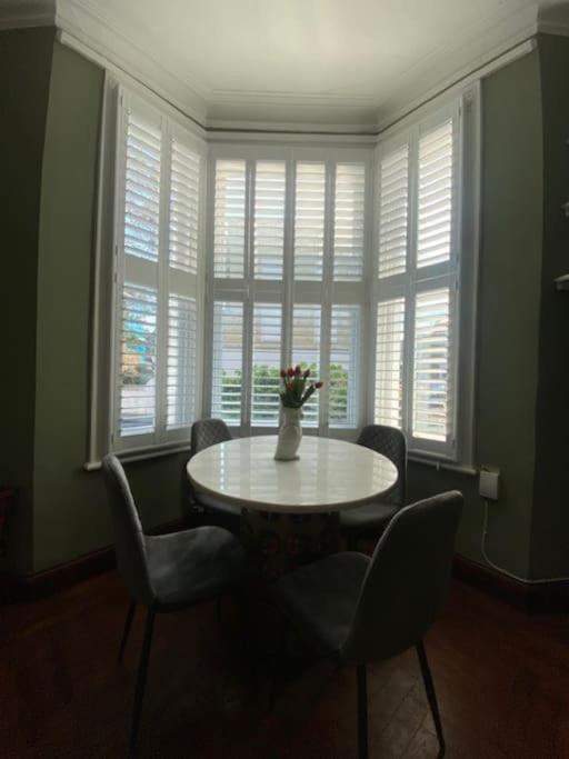 2 Double Bedroom Charming Chelsea Apartment Λονδίνο Εξωτερικό φωτογραφία